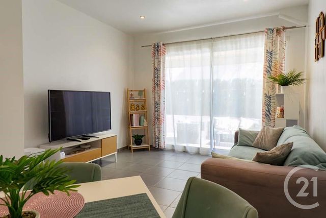 Appartement T2 à vendre - 2 pièces - 49.43 m2 - MARSEILLE - 13011 - PROVENCE-ALPES-COTE-D-AZUR - Century 21 Le Taoumé